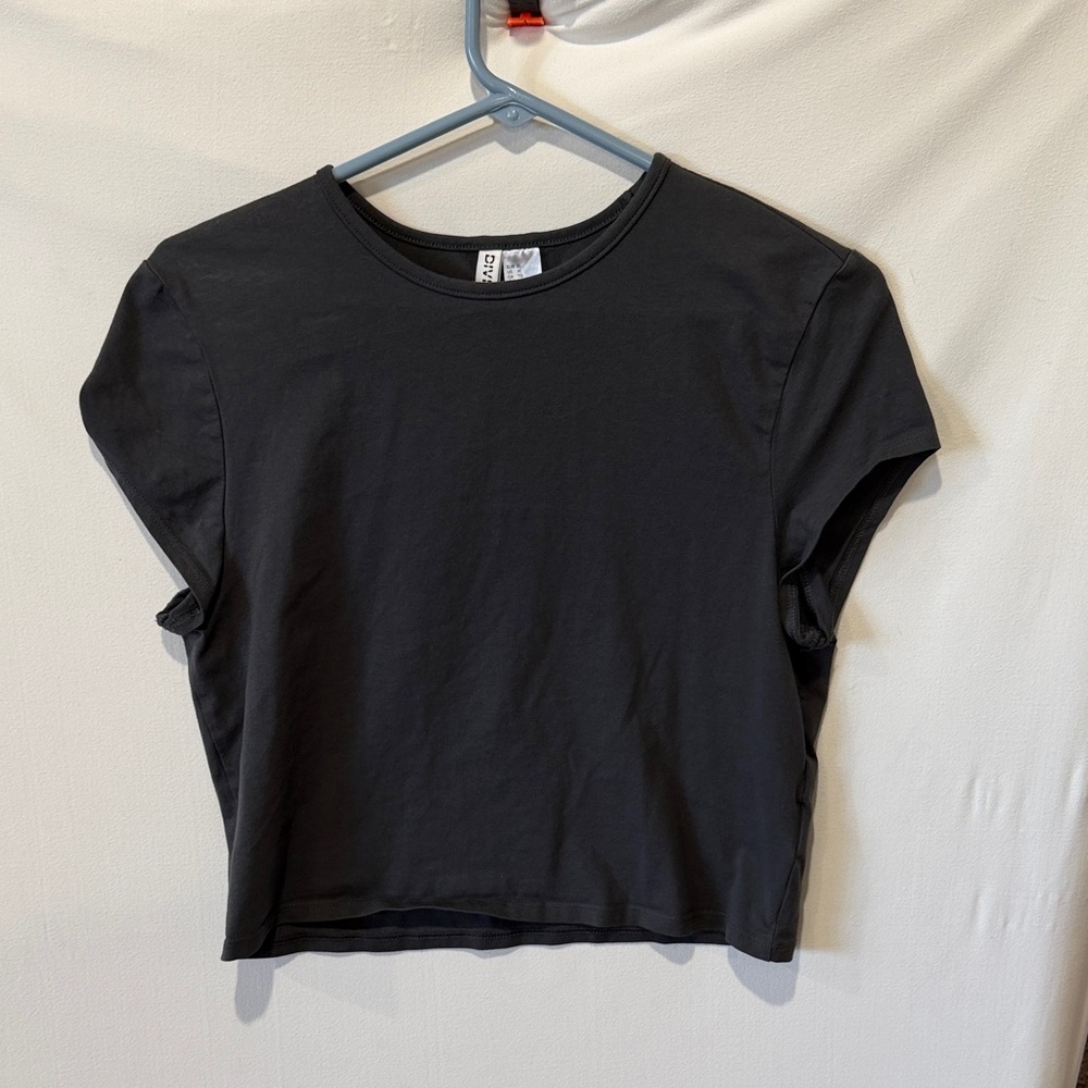 H&M Black Crop Top